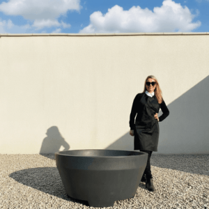 The Capri Pot 110 Colour Charcoal (Resin)