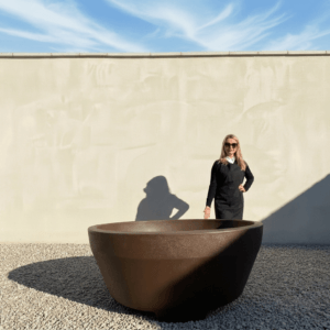 The Capri Pot 150 Colour Mocha (Resin)