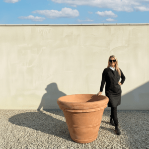 The Milan Pot 100 Colour Terracotta (Resin)
