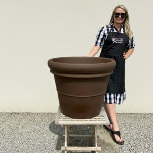 The Milan Pot 65 Colour Mocha (Resin)