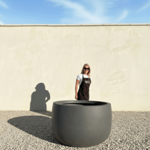 The Barolo Pot 110 Colour Charcoal (Resin)