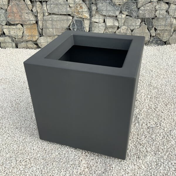 The Venice Cube Pot 45 Colour Charcoal - IMG 7997 scaled