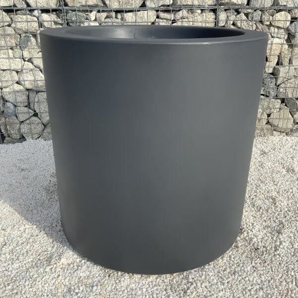 The Sicilian Cylinder Pot 85 Colour Charcoal - IMG 8067 scaled