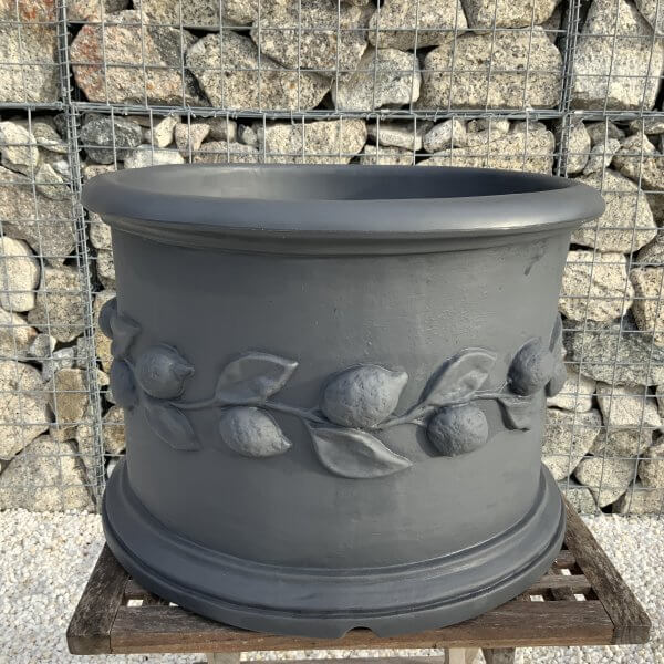 The Tuscany Fruit Pot 50 Colour Charcoal - IMG 8231 scaled