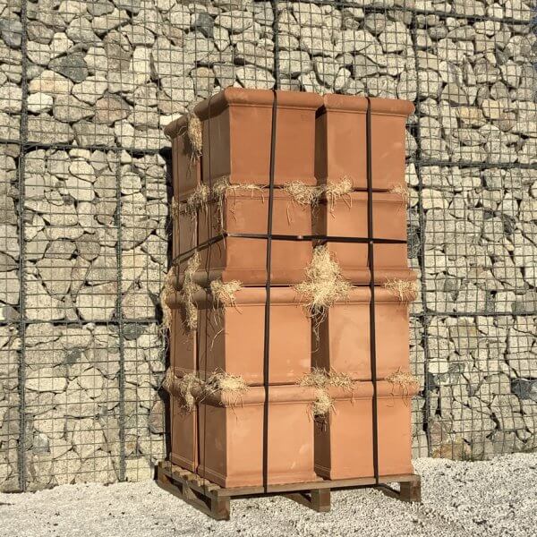 Terracotta Tuscan Planter Cube/Square Window Box 50 (Handmade) - DB04830D 1F88 45F9 A9FC 850C3BCC8E23 1 105 c
