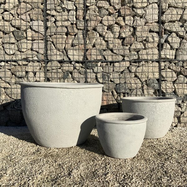 The Tam Coc Atlantis Shades Of White Plant Pots - 2 1