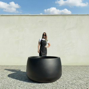 The Barolo Pot 110 Colour Black (Resin)