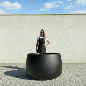 The Barolo Pot 125 Colour Black (Resin)
