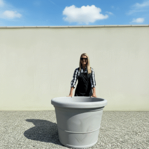 The Brunello Pot 100 Colour Greystone (Resin)