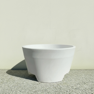 The Capri Pot 80 Colour Snow White (Resin)