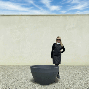 The Capri Pot 90 Colour Charcoal (Resin)