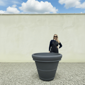 The Milan Pot 100 Colour Charcoal (Resin)