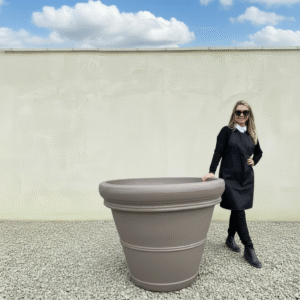 The Milan Pot 115 Colour Clay (Resin)