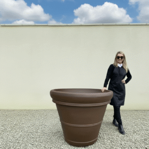 The Milan Pot 115 Colour Mocha (Resin)