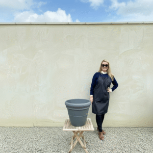 The Milan Pot 45 Colour Charcoal (Resin)