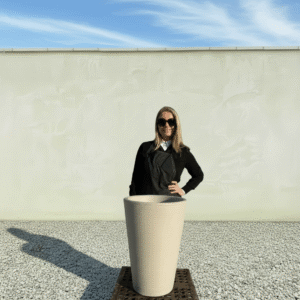 The San Marino Pot 55 Colour Champagne (Resin)