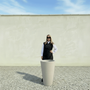 The San Marino Pot 75 Colour Champagne (Resin)