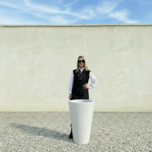 The San Marino Pot 75 Colour White Granite (Resin)