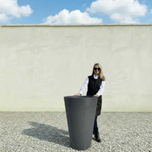 The San Marino Pot 95 Colour Charcoal (Resin)