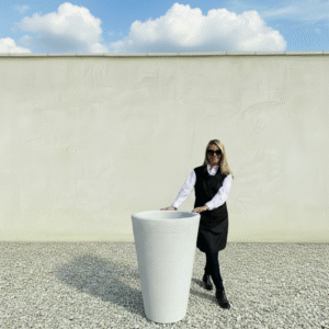 The San Marino Pot 95 Colour White Granite (Resin)