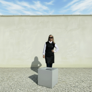 The Venice Cube Pot 45 Colour Light Grey (Resin)