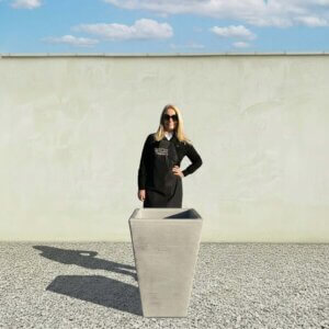 The Pisa Pot 80 Colour Grey Stone (Resin)